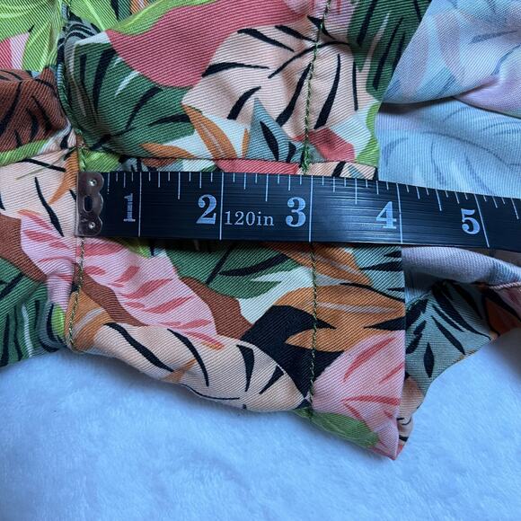 LOFT High Rise Palm Leaf Print Pleated Shorts w/ Belt Size X-Small Colorful - Picture 11 of 11